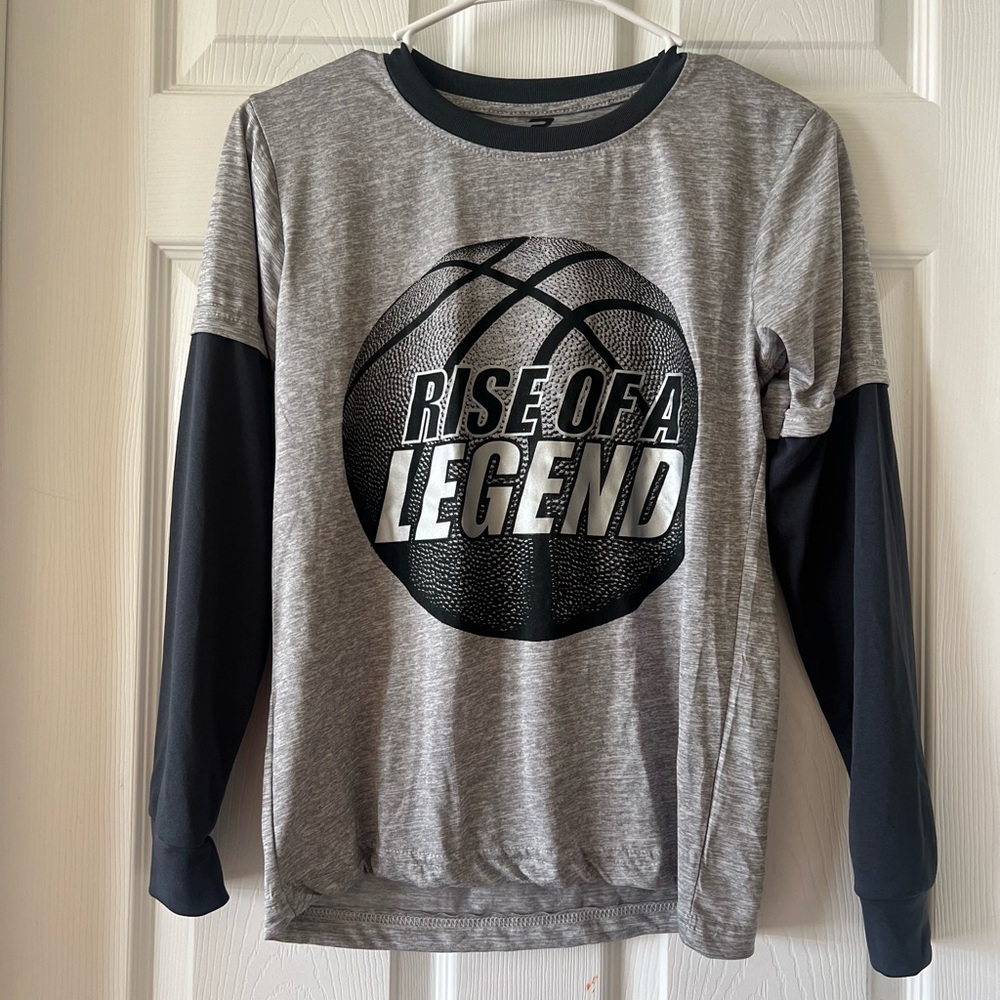 Pro Athelete Performance | Gray and Black 'Rise of a Legend' Long Sleeve Shirt